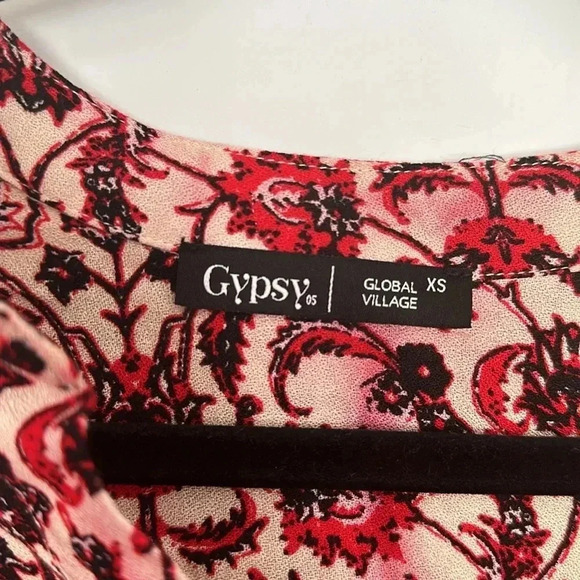 Revolve Gypsy Global Village Floral Lace Up Top Blouse in Red Ivory Sz XS - Picture 6 of 10